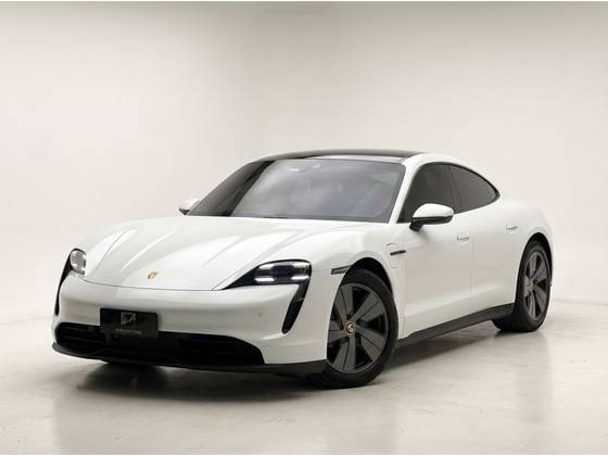 PORSCHE TAYCAN ELÉTRICO